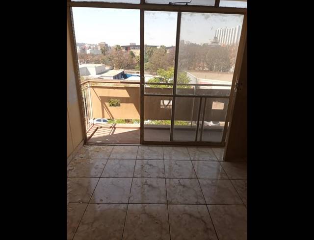 2 BEDROOM PROPERTY TO RENT IN PRETORIA CBD